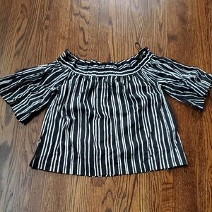 H&M Black and White Off-Shoulder Blouse